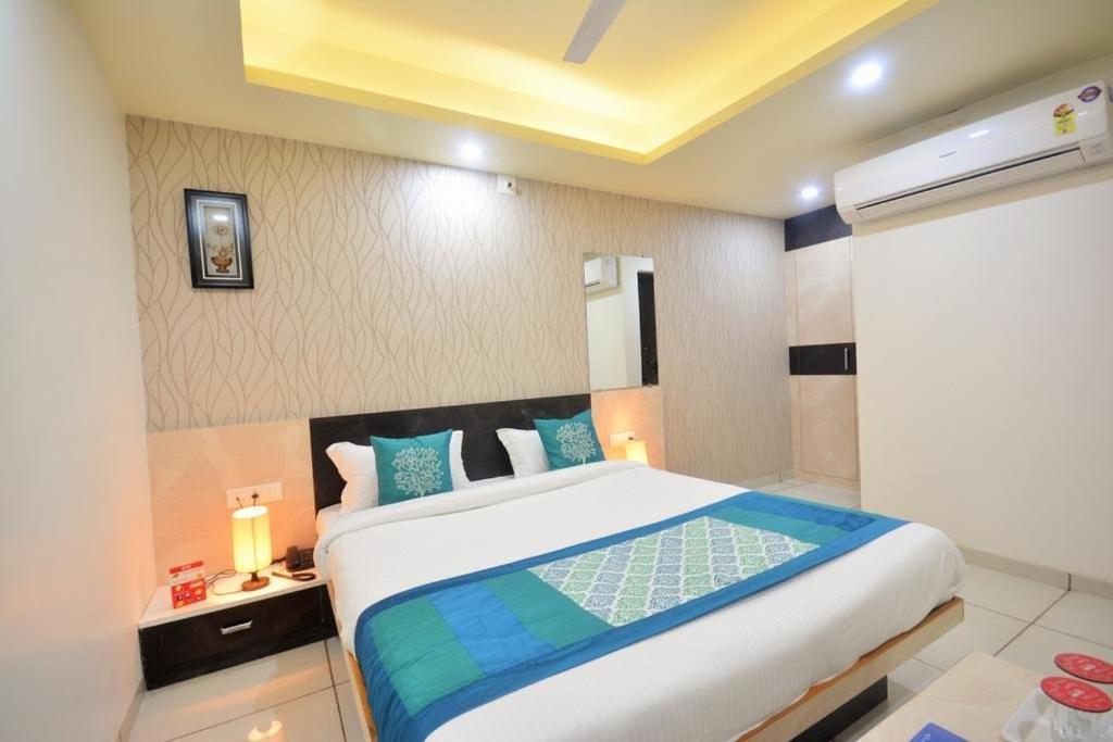 Hotel Sigma Inn Ahmadabad Zewnętrze zdjęcie