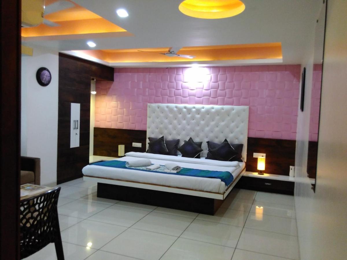 Hotel Sigma Inn Ahmadabad Zewnętrze zdjęcie