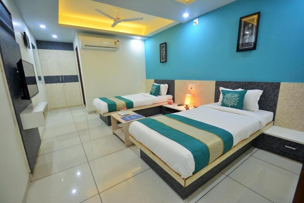 Hotel Sigma Inn Ahmadabad Zewnętrze zdjęcie